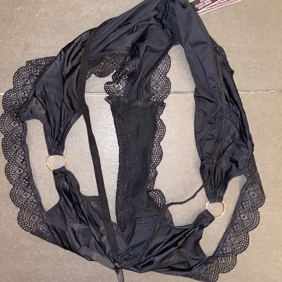 Victoria's Secret XL Black Satin Smooth Very Sexy Cheeky Panties - Picture 4 of 6